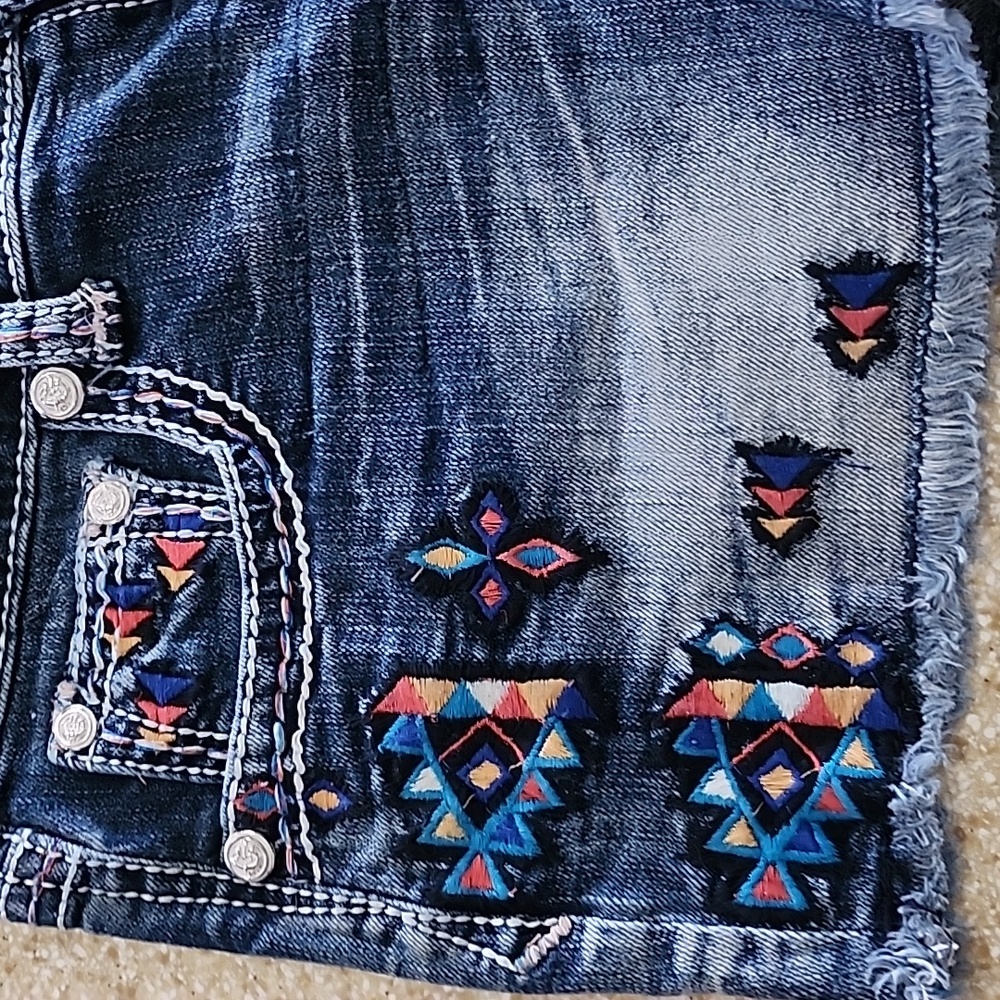 Grace in LA Southwest Fray Hem Shorts Size 27